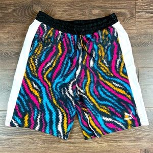 Puma Wild Pack AOP Men’s Sporty Style Multicolor Zebra Stripe Shorts Size Large